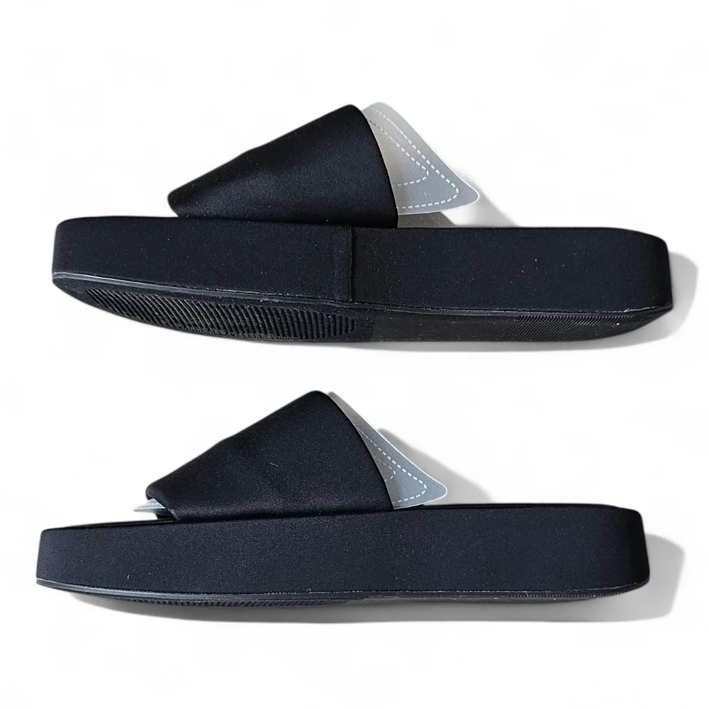 Madden Girl Women’s Black Platform Slide Sandals Size 11M